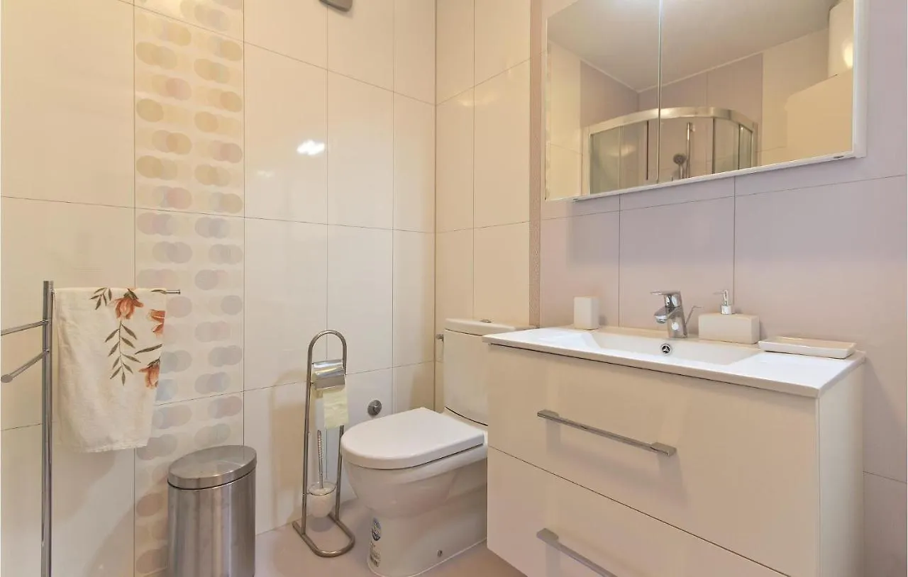 Awesome Apartment In Vodnjan With Wifi