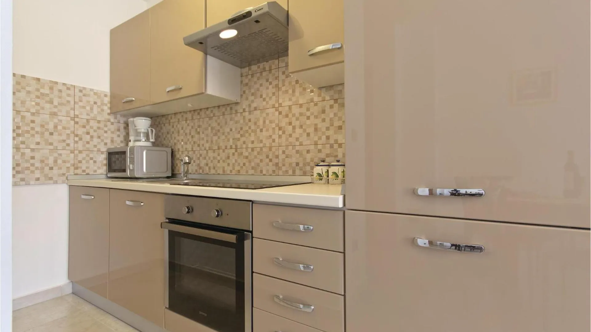 Awesome Apartment In Vodnjan With Wifi