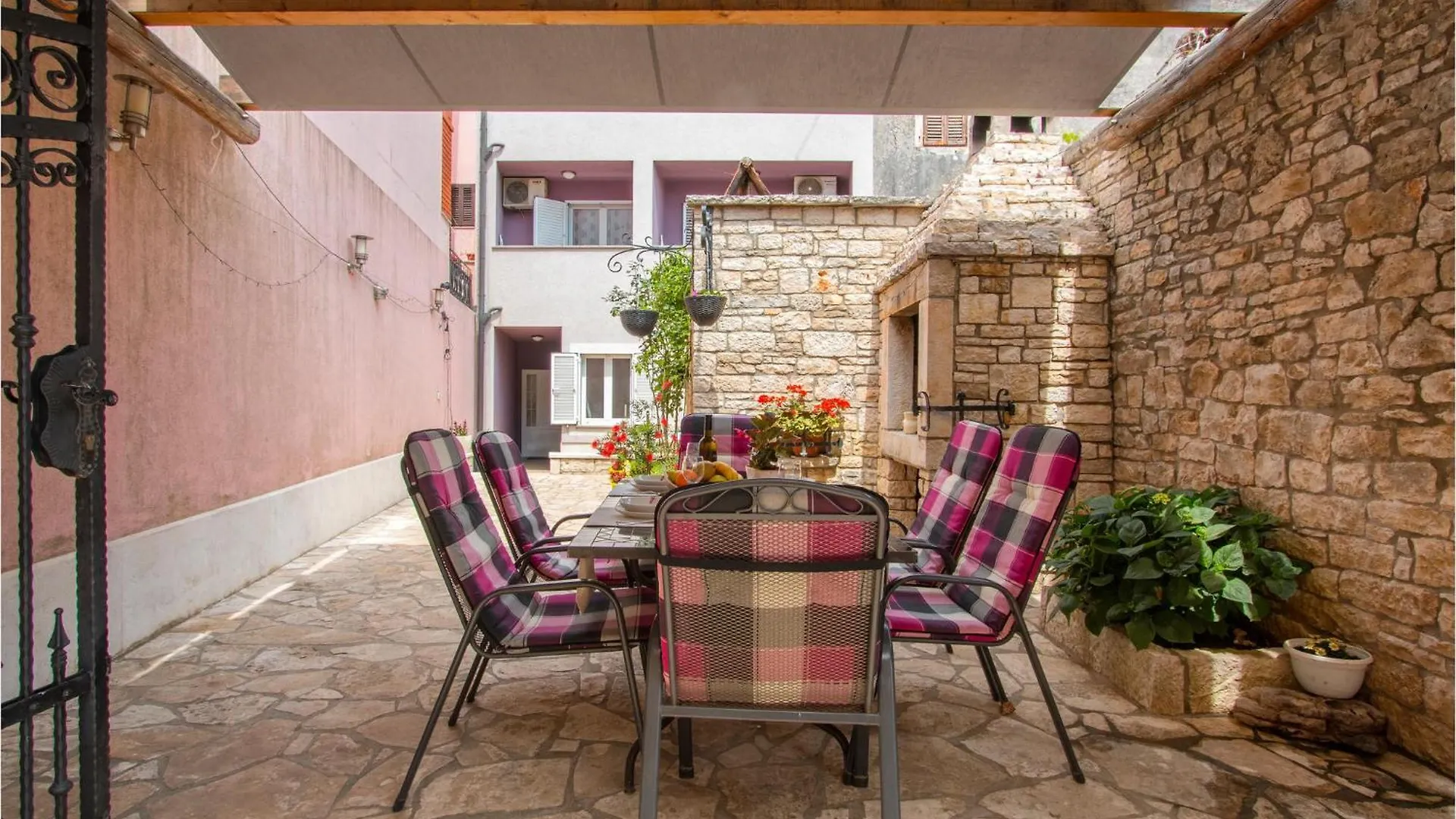 Awesome Apartment In Vodnjan With Wifi